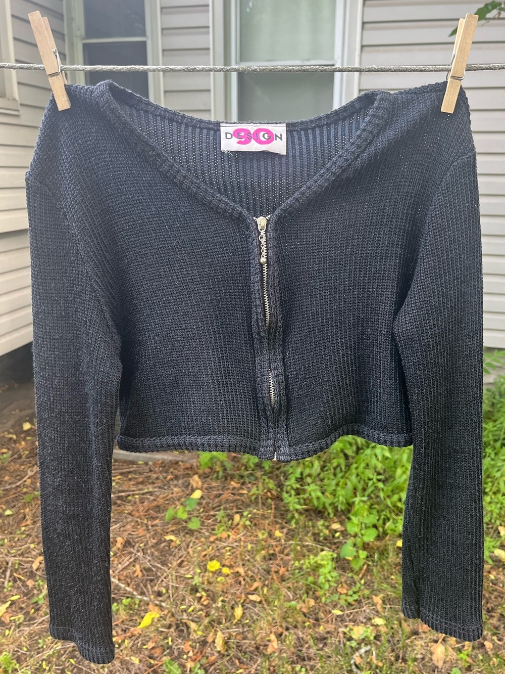 XS Vintage Black Zip-Front Knit Crop Top Y2K